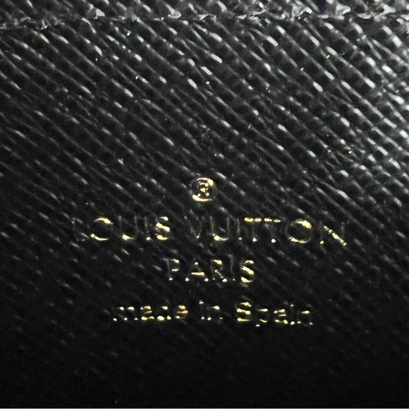 🔥💯Authentic Louis Vuitton Slim Purse - Picture 3 of 6